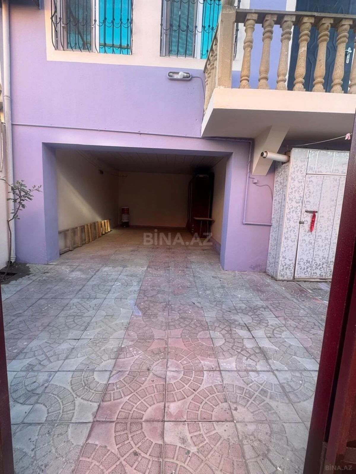 Satılır 5 otaqlı həyət evi 140 m²