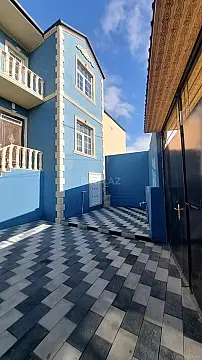 Satılır 4 otaqlı həyət evi 140 m²