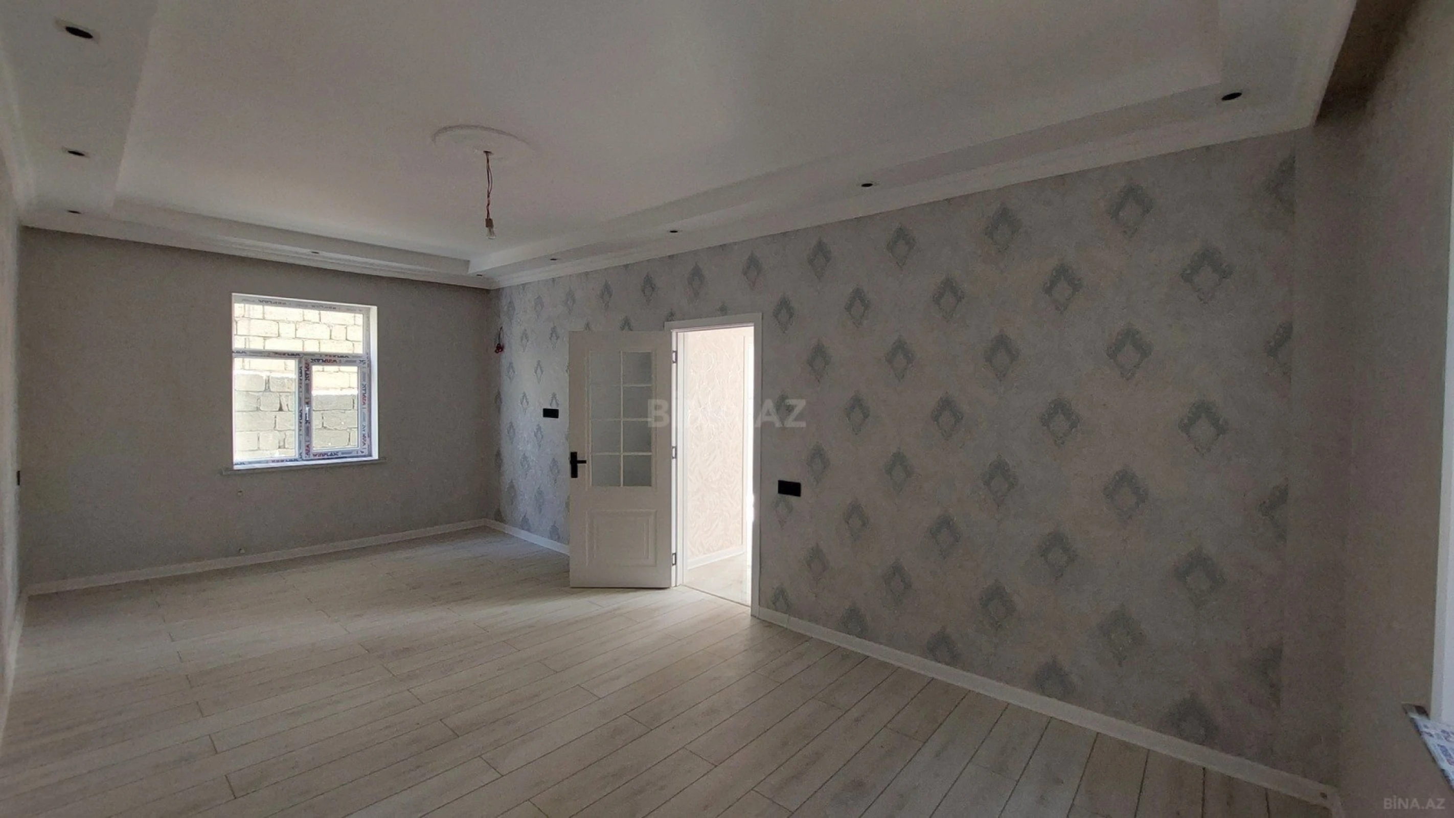 Satılır 4 otaqlı həyət evi 140 m²