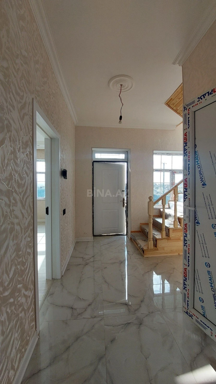 Satılır 4 otaqlı həyət evi 140 m²