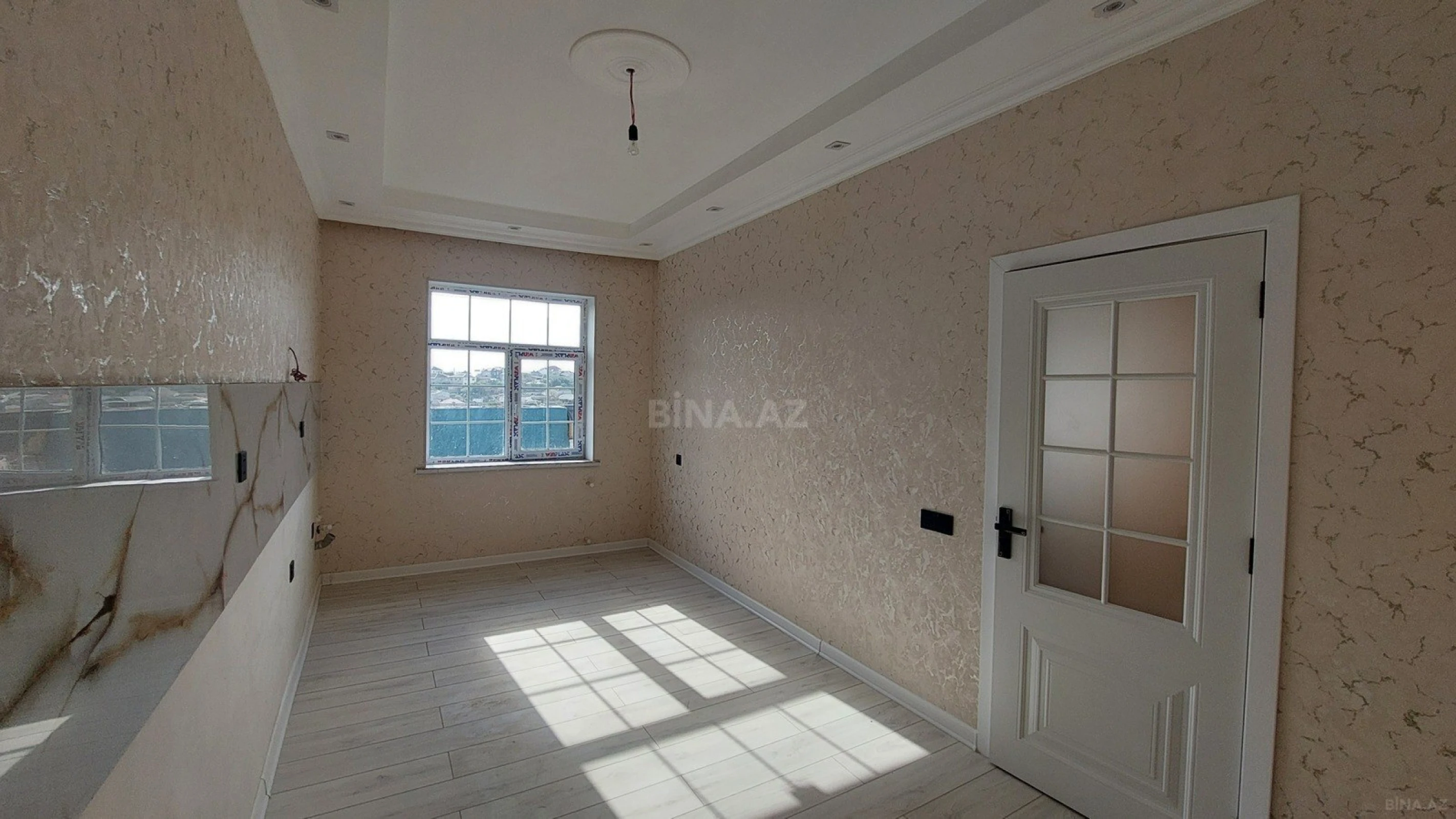 Satılır 4 otaqlı həyət evi 140 m²