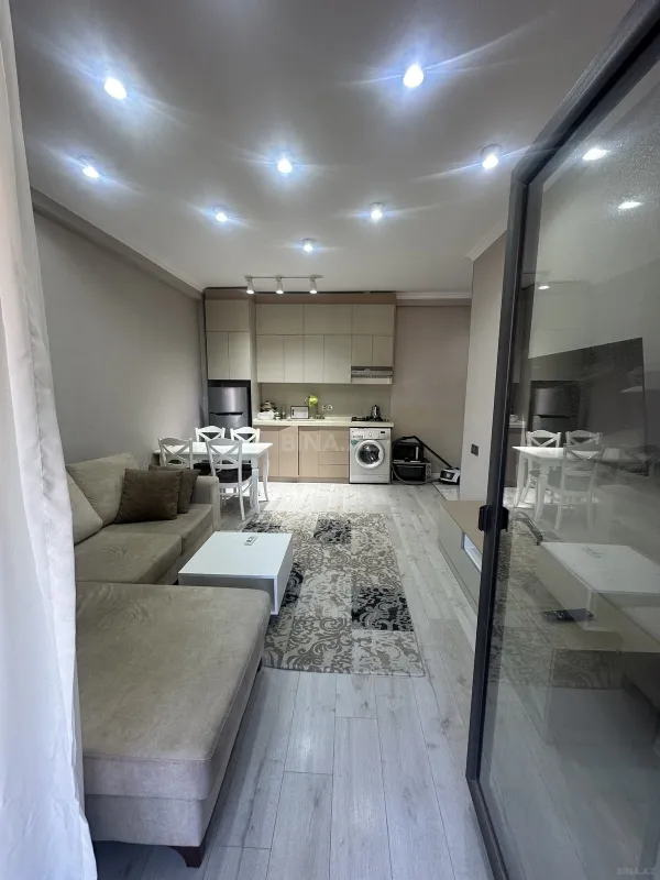 Kirayə verilir 2 otaqlı mənzil 60 m²