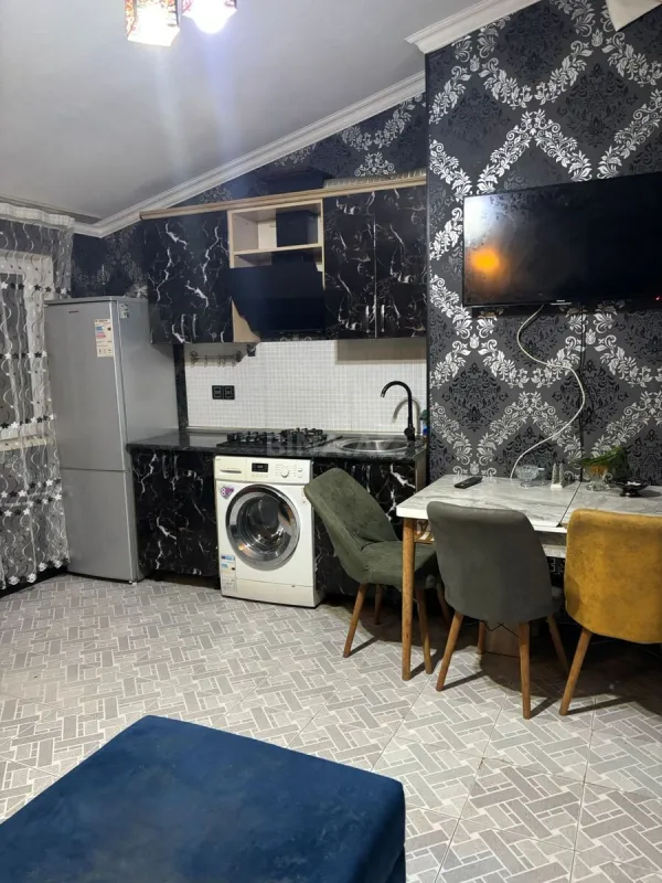 Kirayə verilir 2 otaqlı mənzil 50 m²