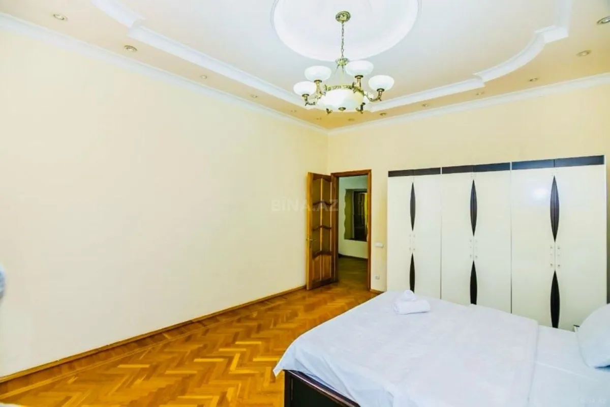 Kirayə verilir 3 otaqlı mənzil 90 m²