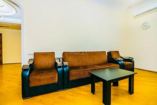 Kirayə verilir 3 otaqlı mənzil 90 m²