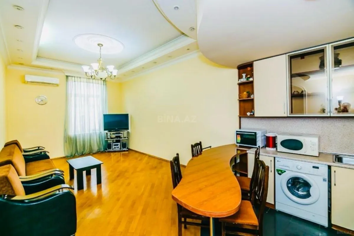 Kirayə verilir 3 otaqlı mənzil 90 m²