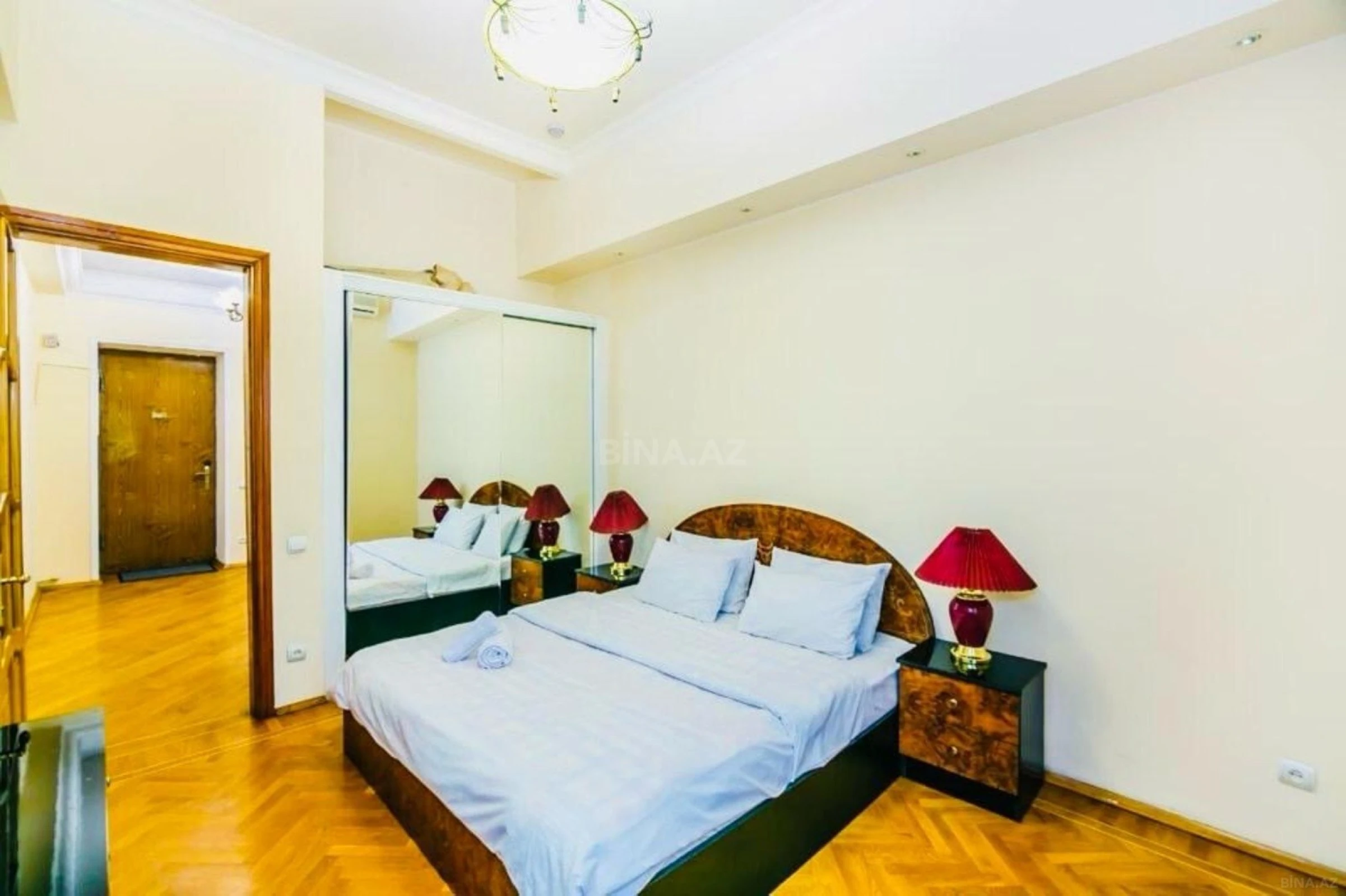 Kirayə verilir 3 otaqlı mənzil 90 m²