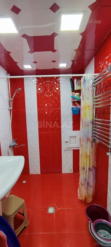 Satılır 4 otaqlı mənzil 128 m²