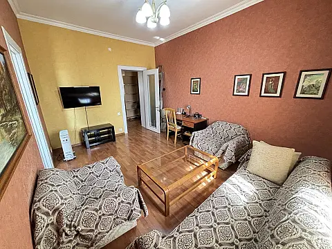 Kirayə verilir 2 otaqlı mənzil 65 m²