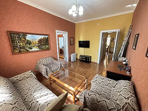 Kirayə verilir 2 otaqlı mənzil 65 m²