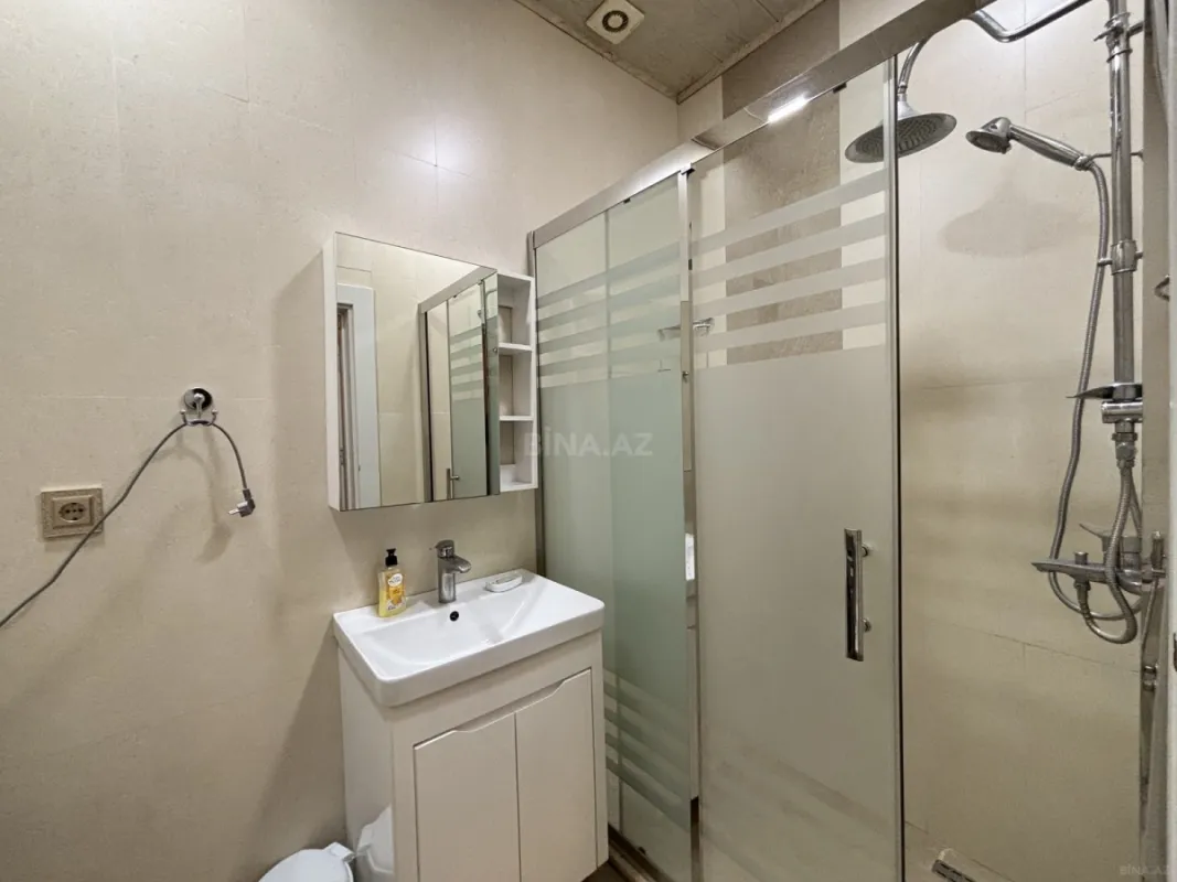 Kirayə verilir 2 otaqlı mənzil 65 m²