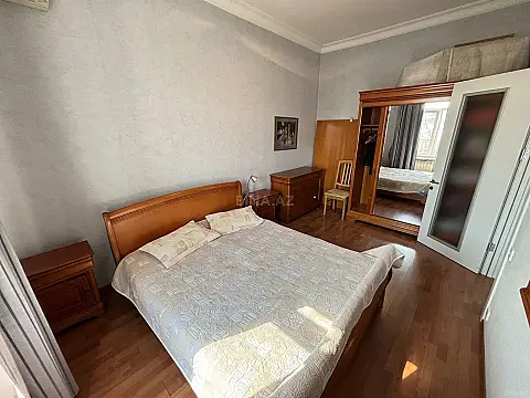Kirayə verilir 2 otaqlı mənzil 65 m²