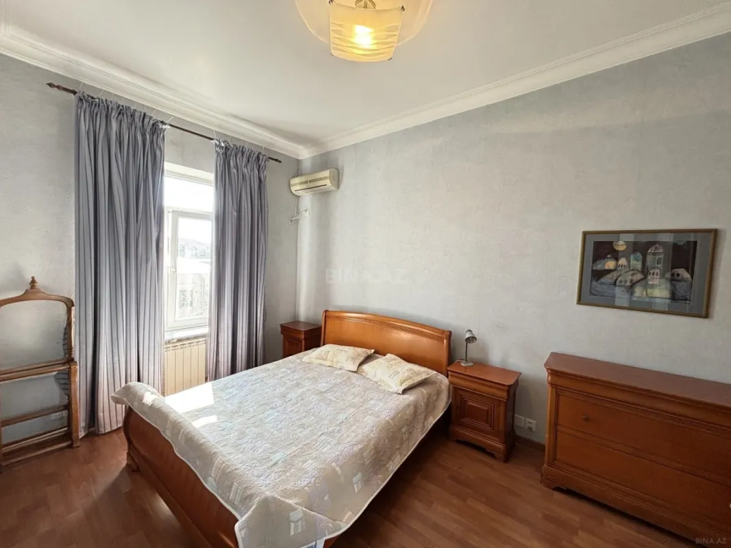 Kirayə verilir 2 otaqlı mənzil 65 m²