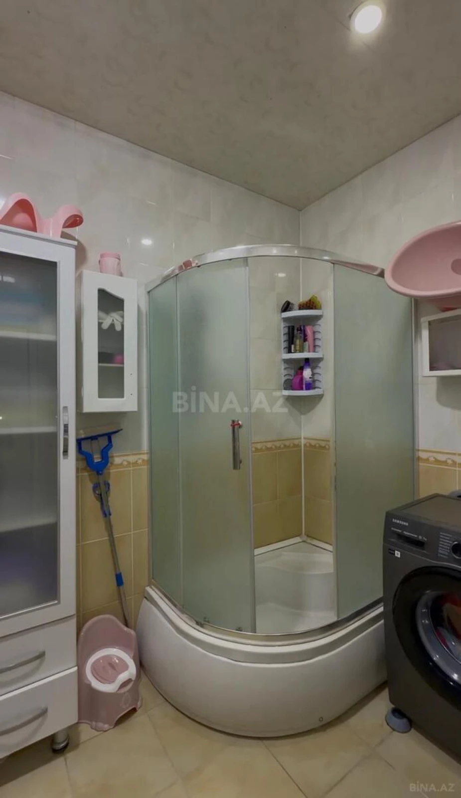 Satılır 3 otaqlı mənzil 145 m²