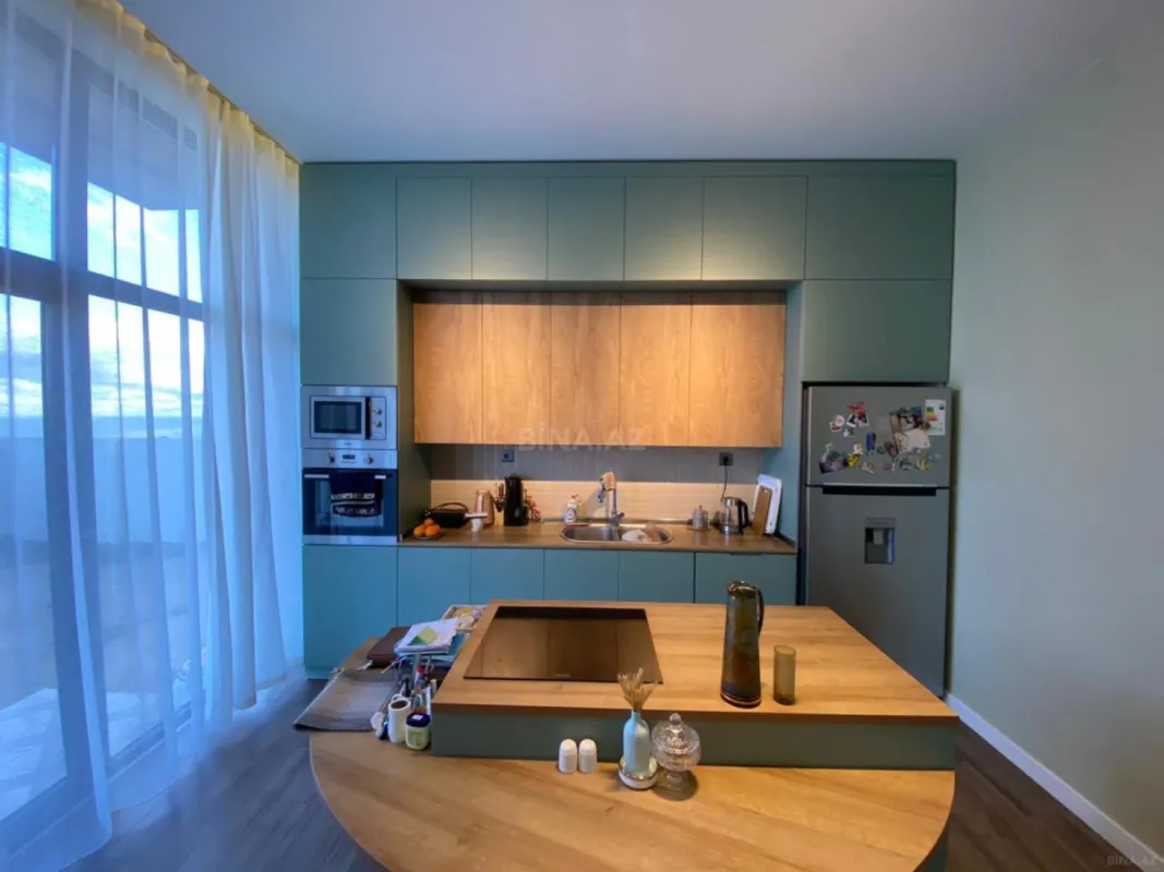 Satılır 5 otaqlı həyət evi 190 m²