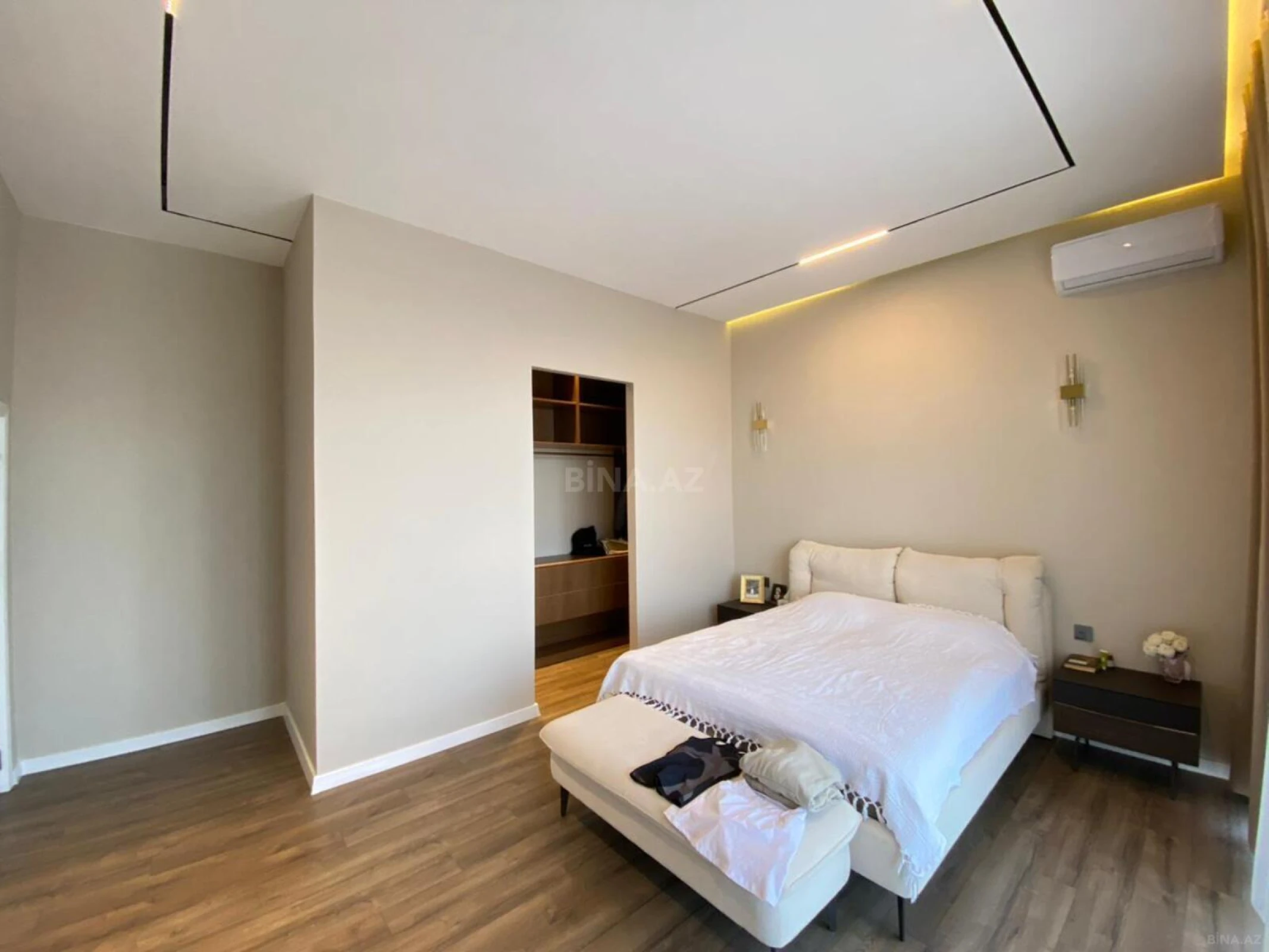 Satılır 5 otaqlı həyət evi 190 m²