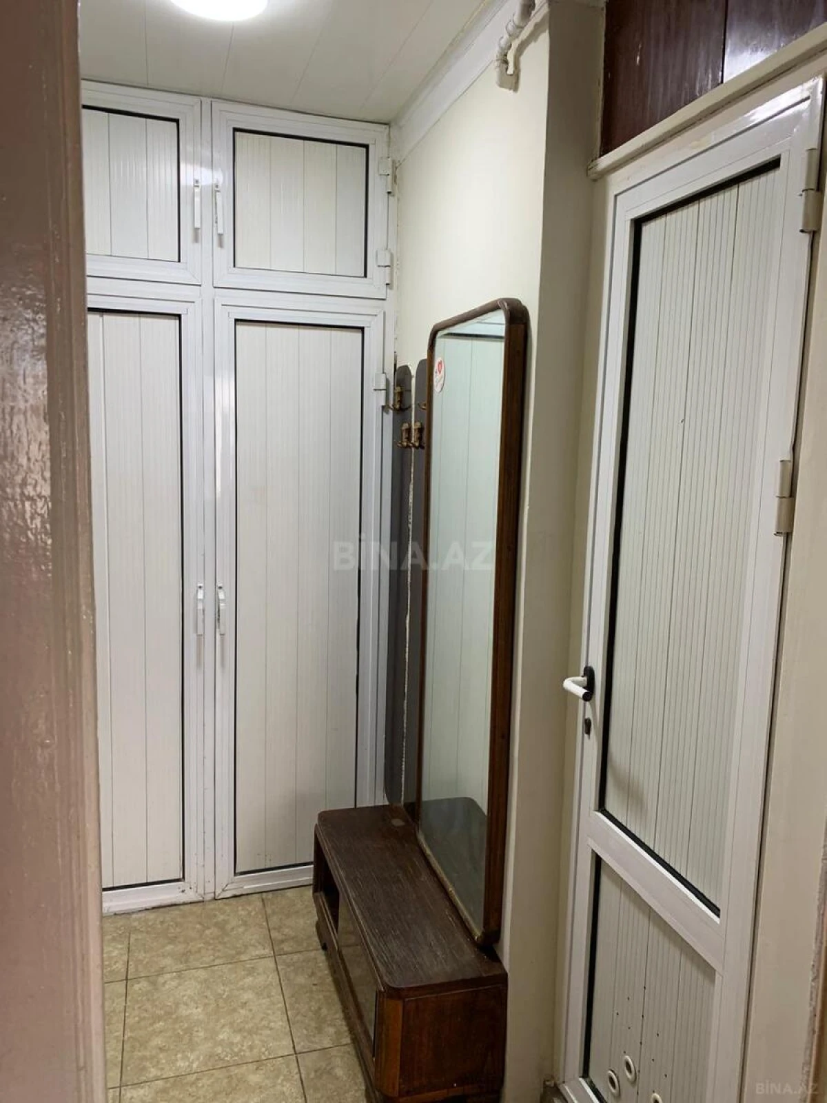 Kirayə verilir 2 otaqlı mənzil 50 m²