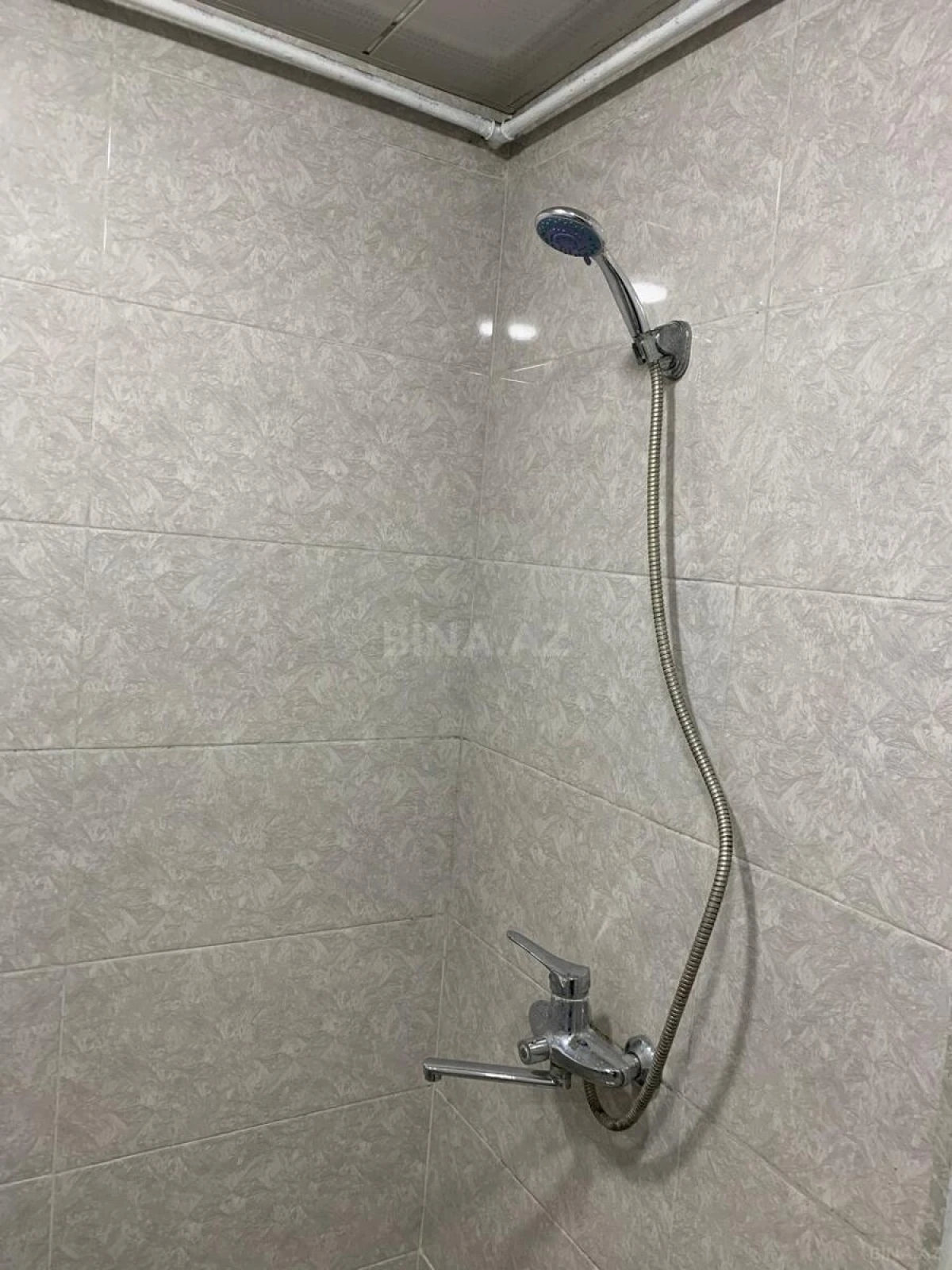 Kirayə verilir 2 otaqlı mənzil 50 m²