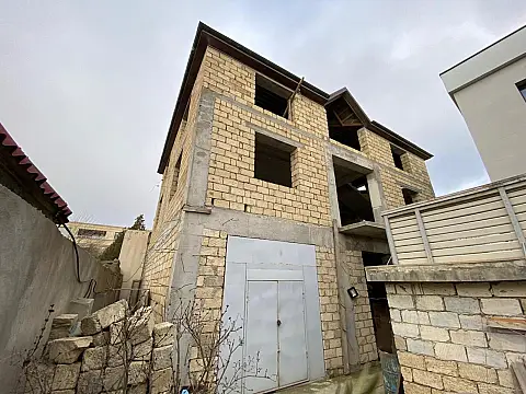 Satılır 5 otaqlı həyət evi 370 m² — Bakı, Badamdar 5 otaq 370.00 m²