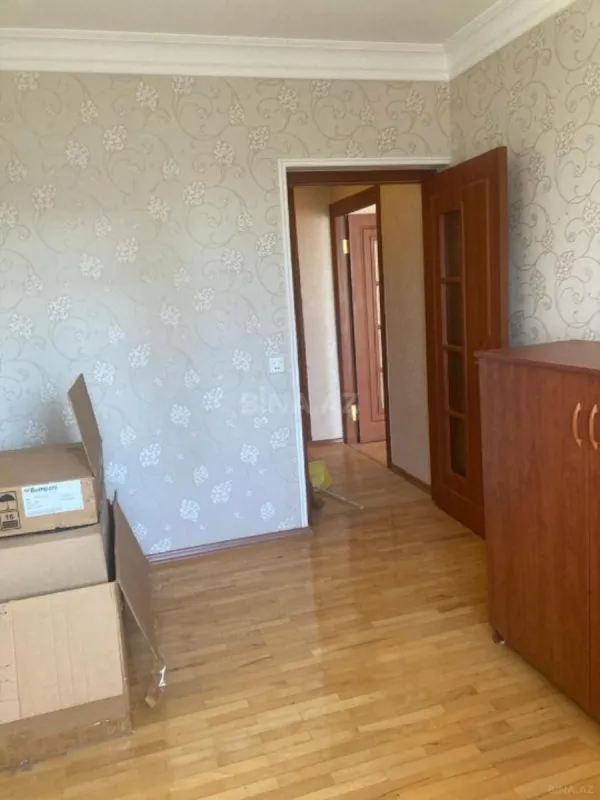 Satılır 3 otaqlı mənzil 105 m²