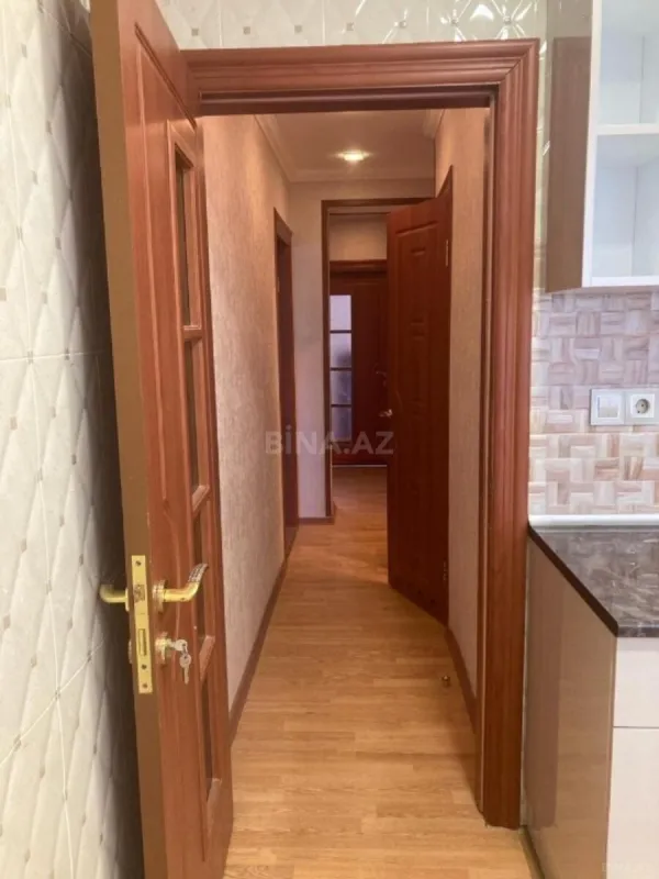 Satılır 3 otaqlı mənzil 105 m²