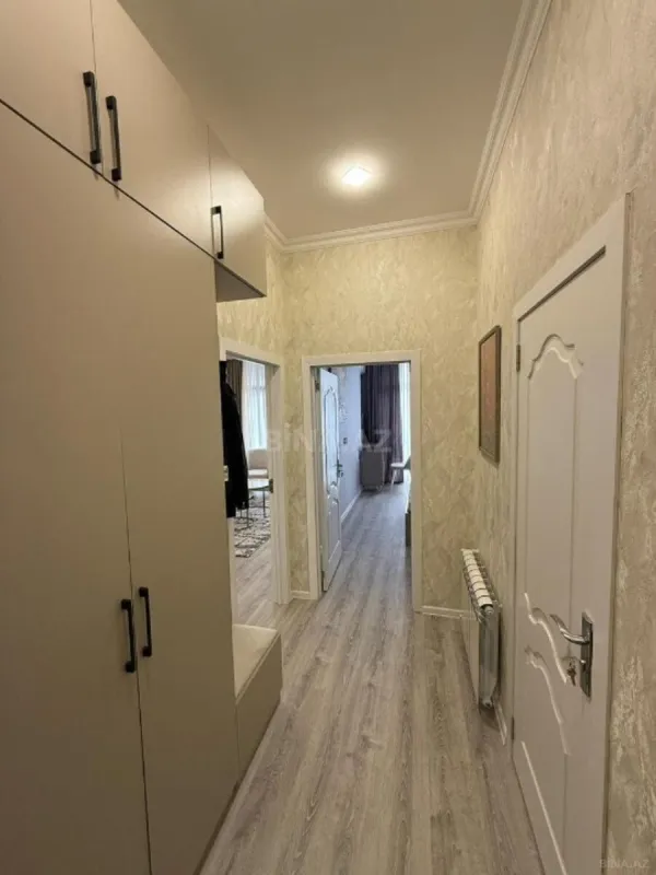 Kirayə verilir 2 otaqlı mənzil 60 m²