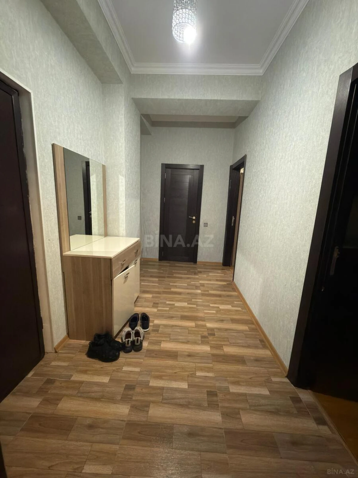 Satılır 2 otaqlı mənzil 62 m²