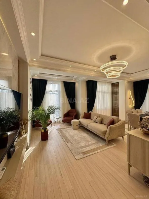 Satılır 3 otaqlı mənzil 126 m²