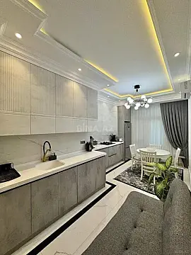 Satılır 3 otaqlı mənzil 126 m²