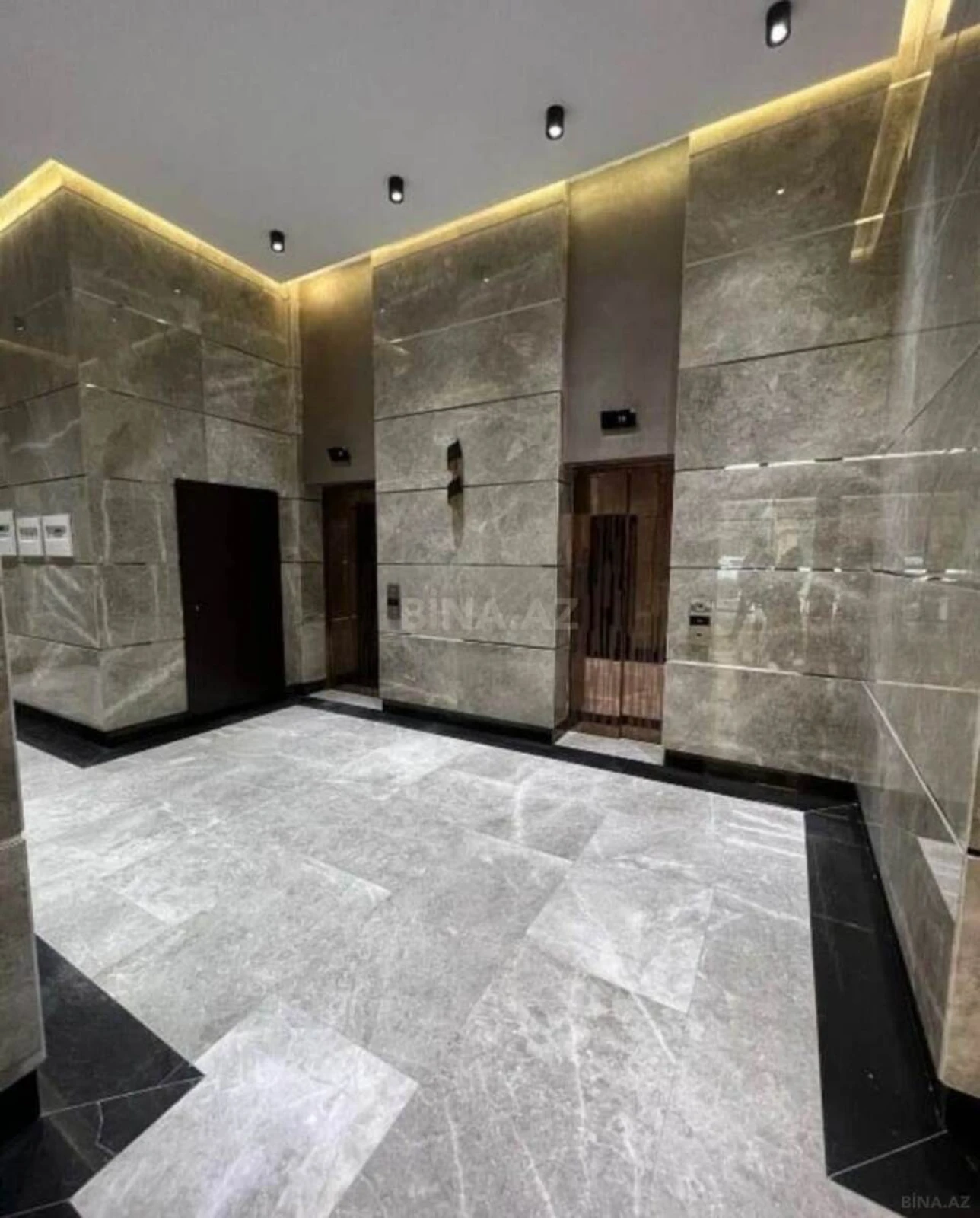 Satılır 3 otaqlı mənzil 126 m²