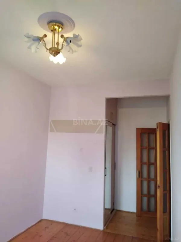 Kirayə verilir 3 otaqlı mənzil 50 m²