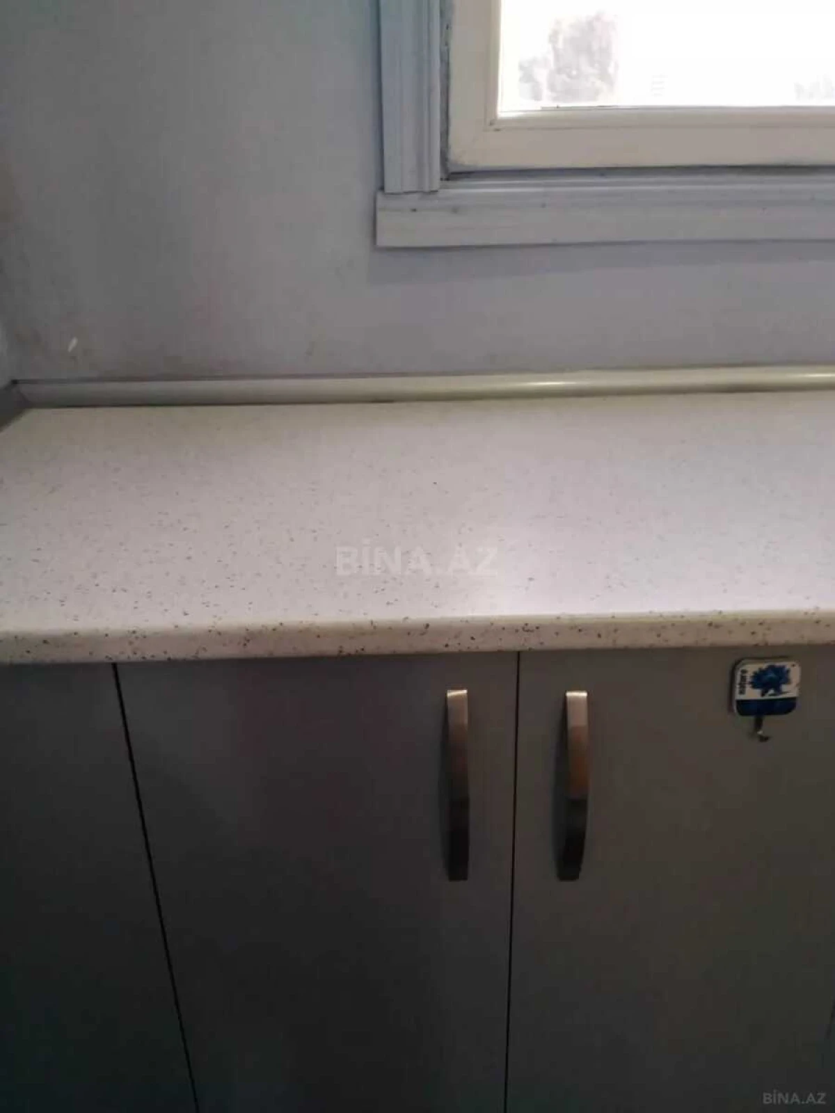 Kirayə verilir 3 otaqlı mənzil 50 m²