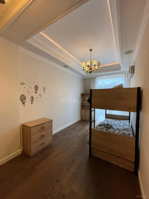 Kirayə verilir 3 otaqlı mənzil 115 m²