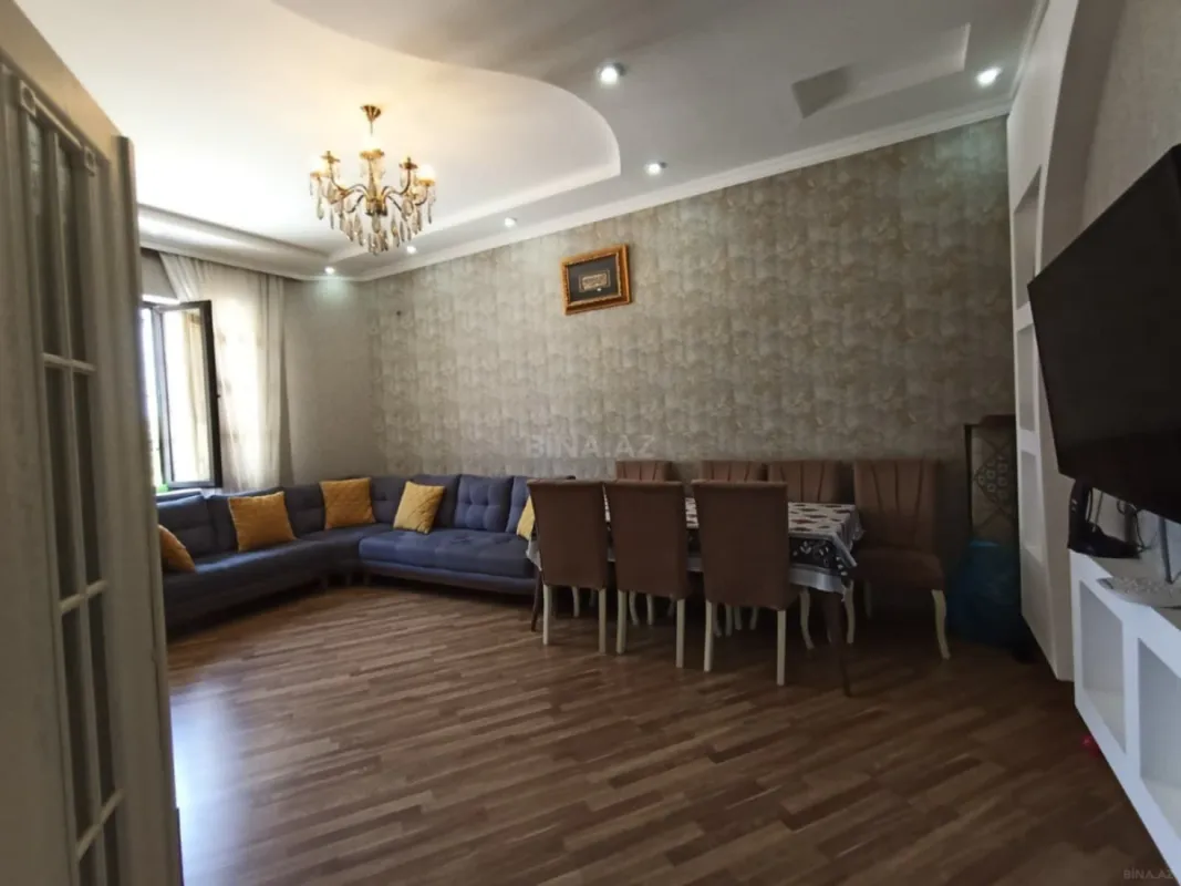 Satılır 5 otaqlı həyət evi 140 m²