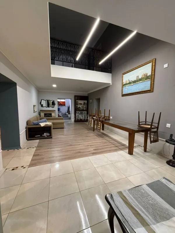 Satılır 7 otaqlı həyət evi 350 m²