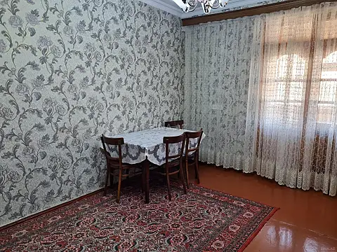 Kirayə verilir 2 otaqlı mənzil 50 m²