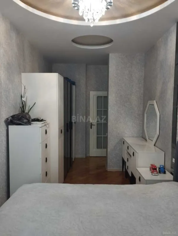 Satılır 2 otaqlı mənzil 66 m²