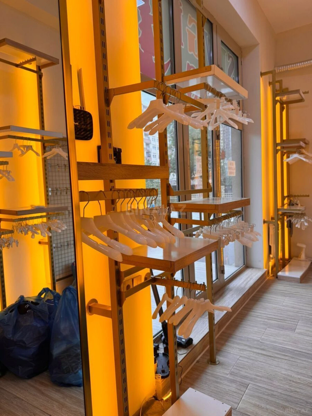 Kirayə verilir obyekt 55 m²