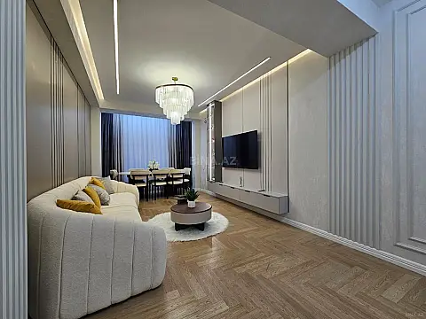 Satılır 3 otaqlı mənzil 120 m²