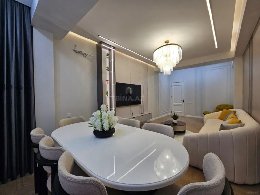 Satılır 3 otaqlı mənzil 120 m²