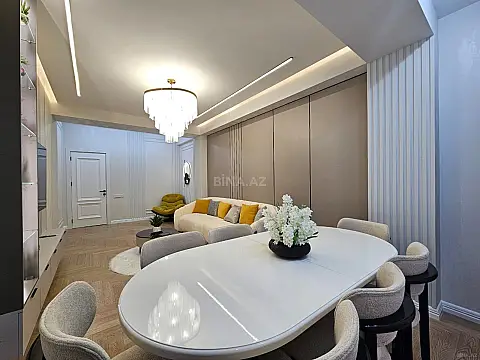 Satılır 3 otaqlı mənzil 120 m²
