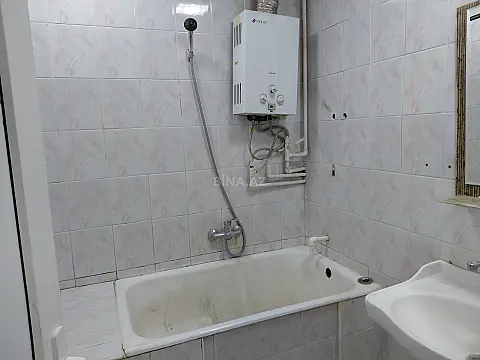 Kirayə verilir 2 otaqlı mənzil 38 m²
