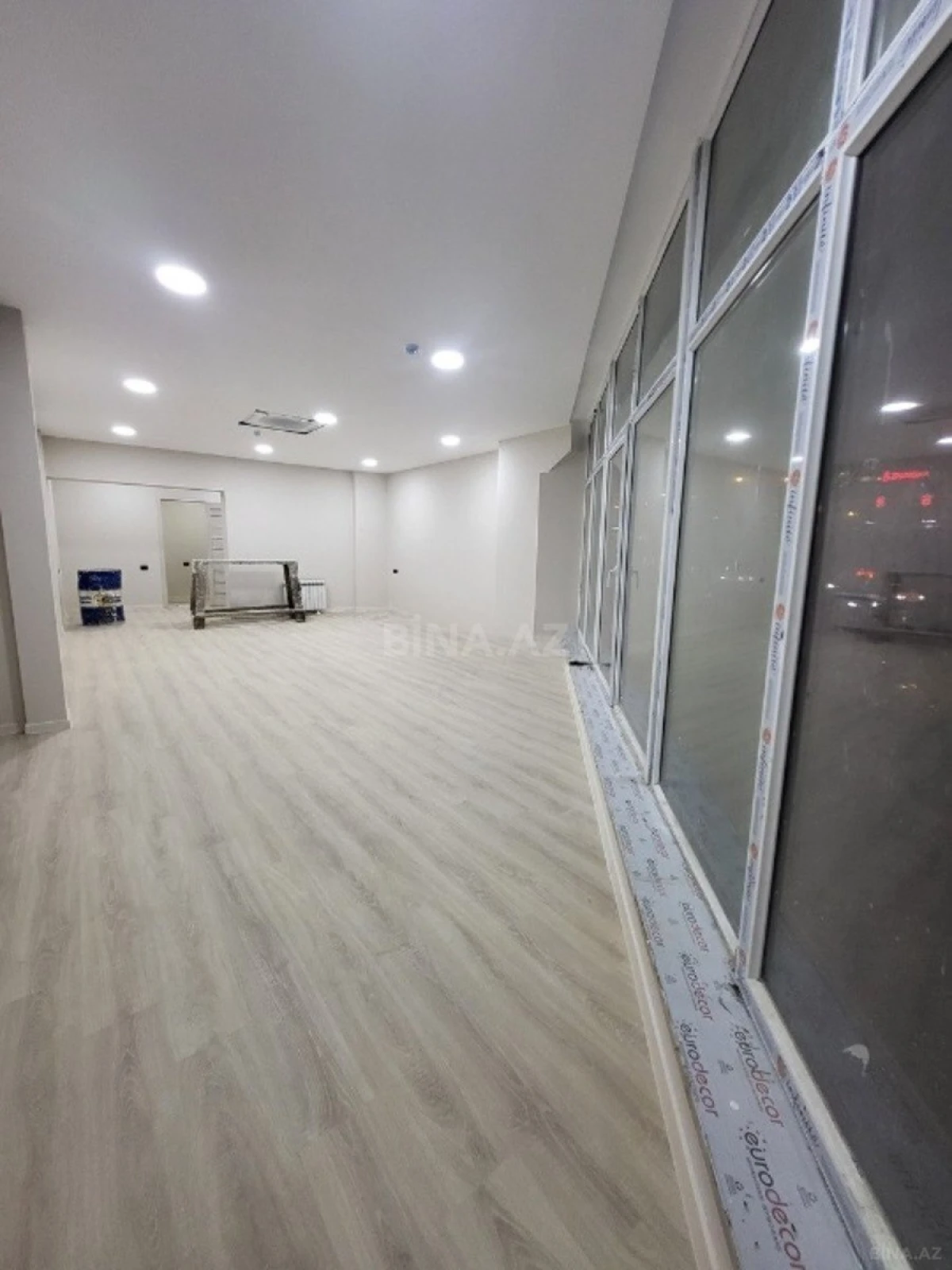 Kirayə verilir 9 otaqlı ofis 476 m²