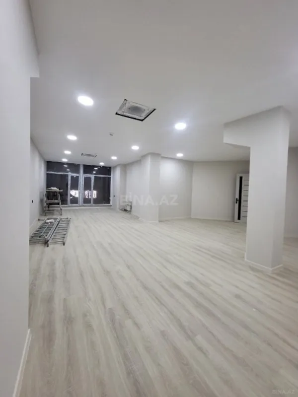 Kirayə verilir 9 otaqlı ofis 476 m²