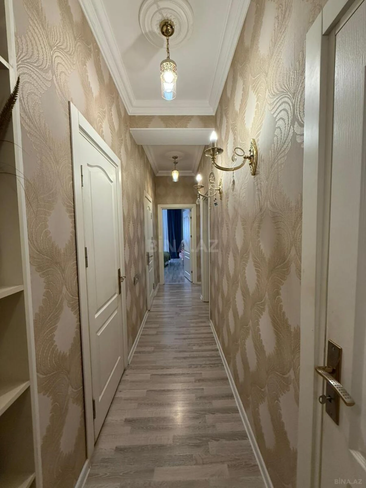 Satılır 3 otaqlı mənzil 105 m²