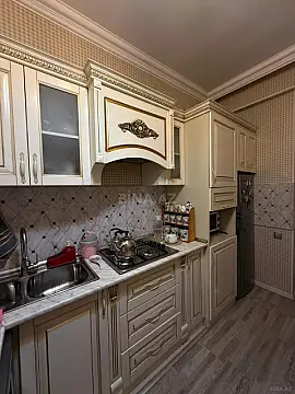 Satılır 3 otaqlı mənzil 105 m²