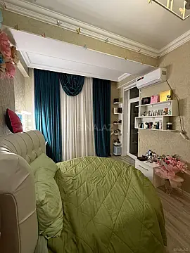 Satılır 3 otaqlı mənzil 105 m²