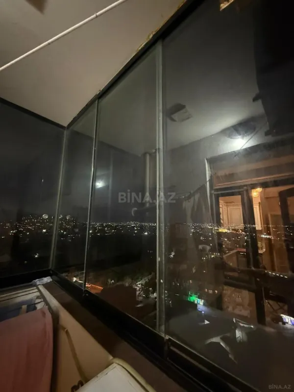 Satılır 3 otaqlı mənzil 105 m²