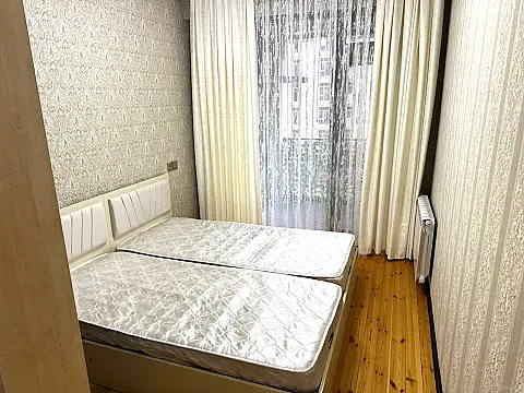 Kirayə verilir 2 otaqlı mənzil 59 m²