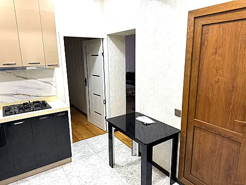 Kirayə verilir 2 otaqlı mənzil 59 m²